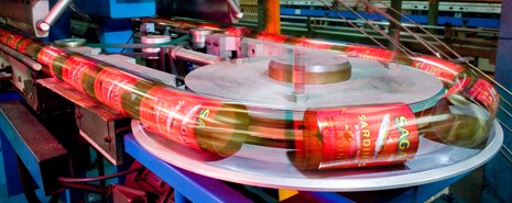 Mesin dengan teknologi dan kecepatan yang tinggi